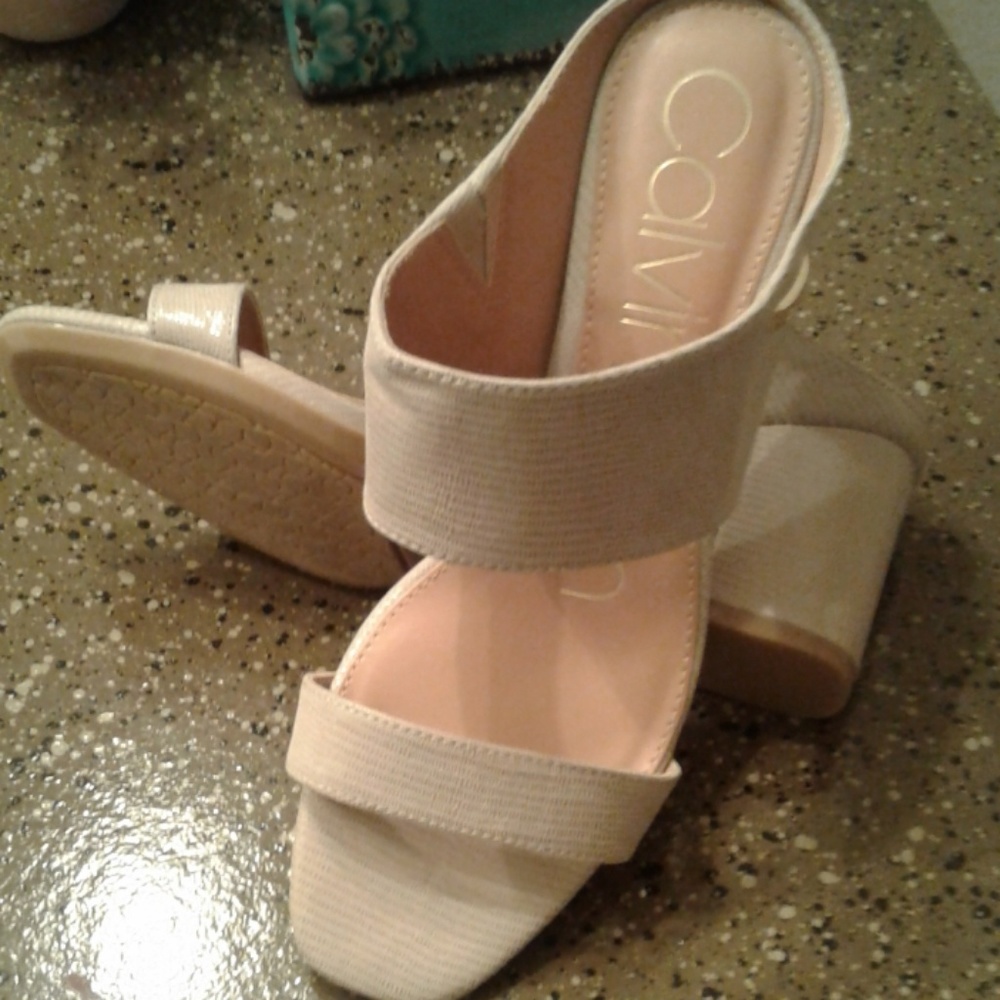 Shoes - Picture 2 of 2